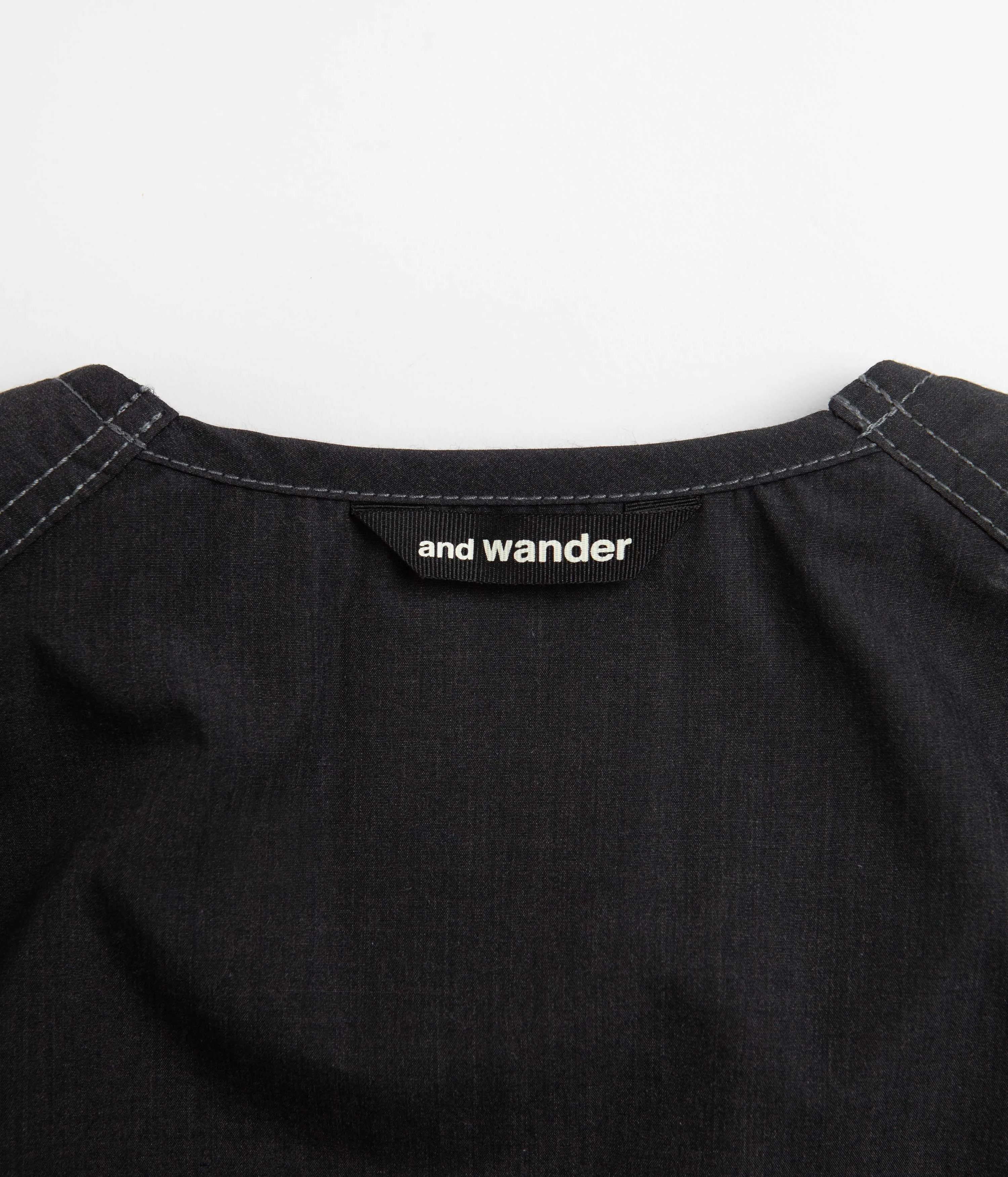 and wander Kevlar Vest - Charcoal