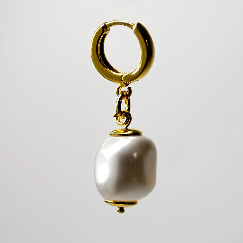 BAROQUE PEARL EARRING