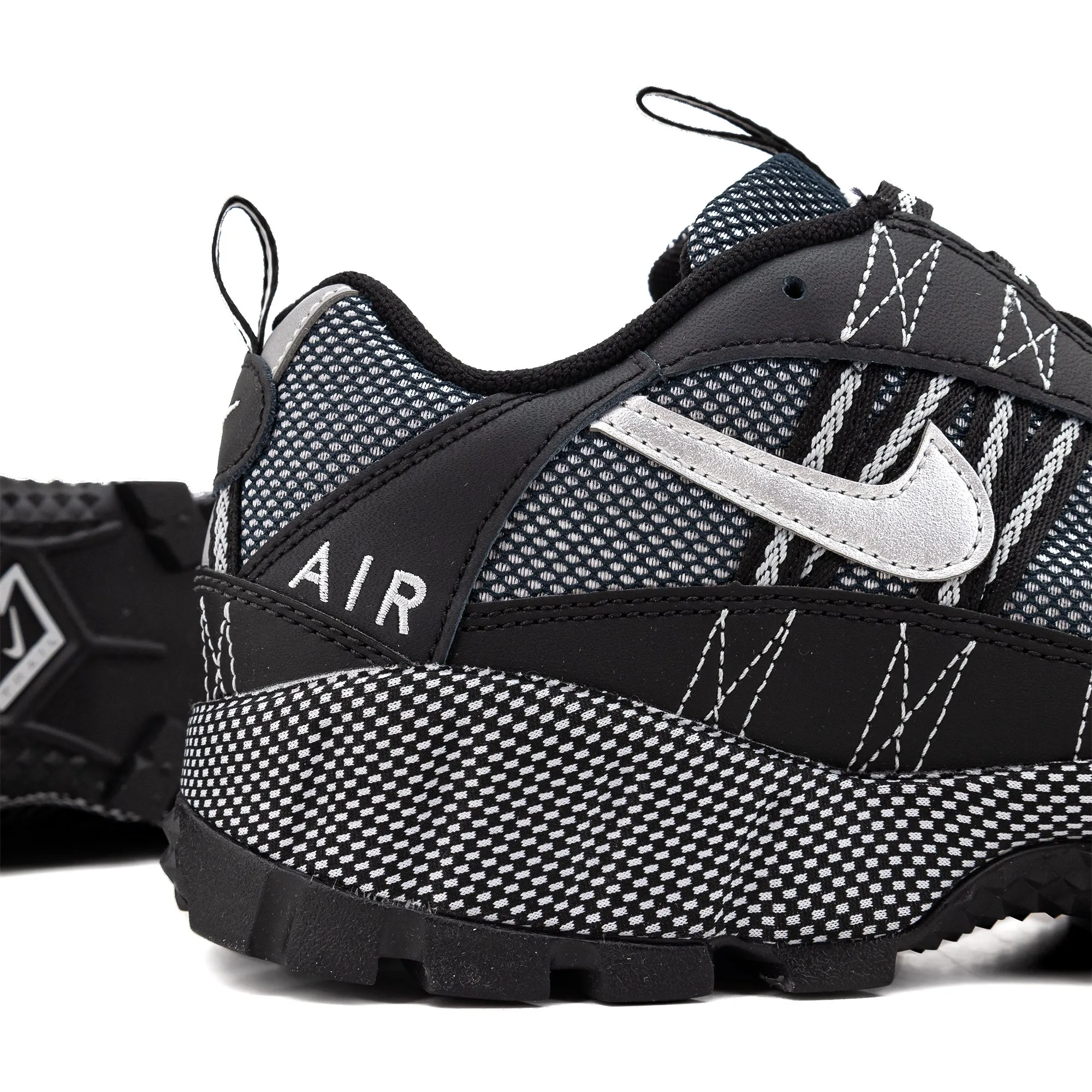 Nike | Air Humara | "Black & Metallic Silver" | FJ7098-002