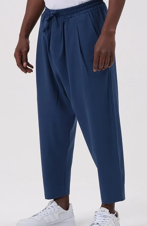 QL CLASSIK Relaxed Fit Cropped Trousers in Indigo