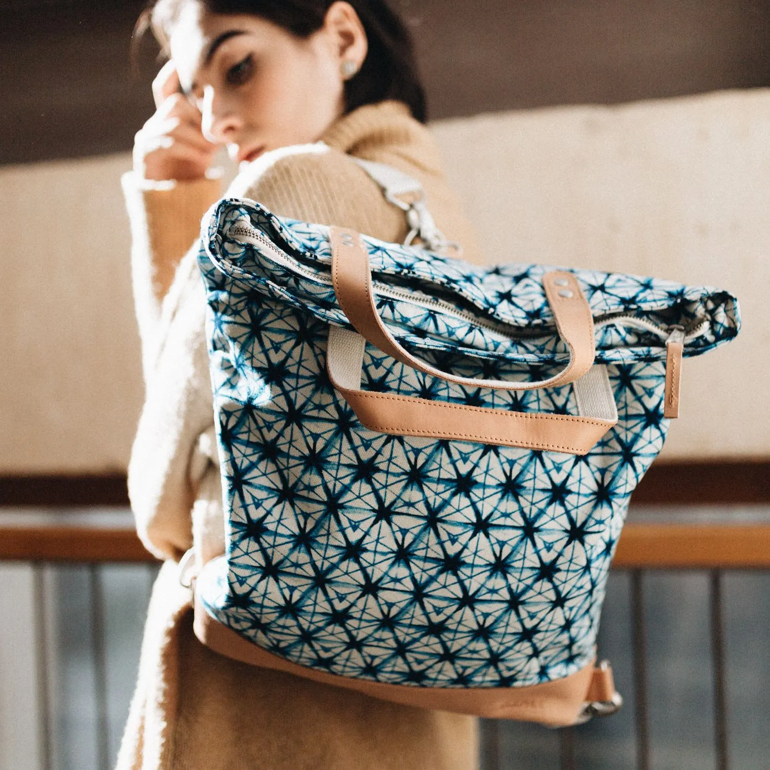 SAC EASTPAK Denelle Shibori diamond