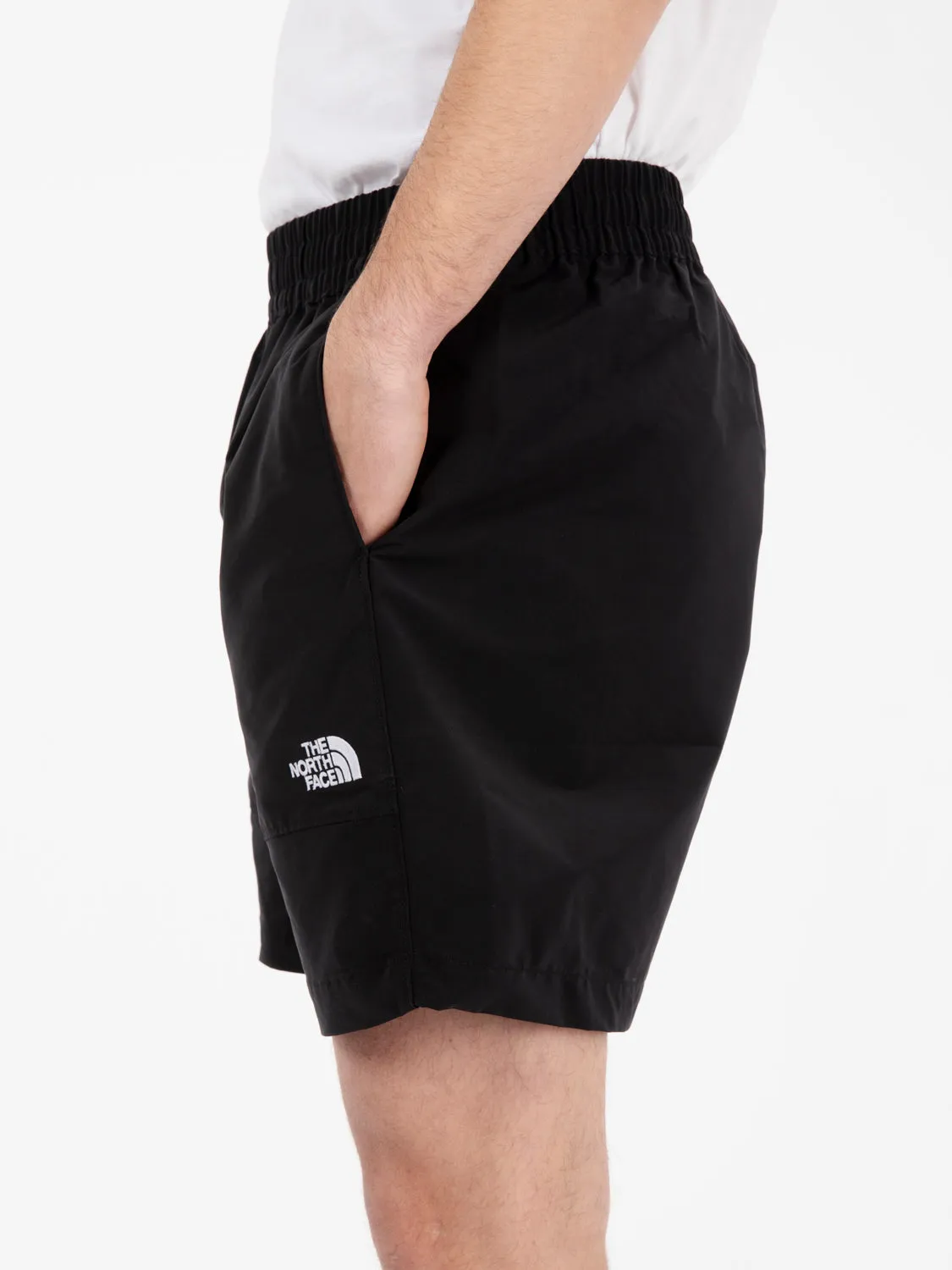 Short M easy wind tnf black