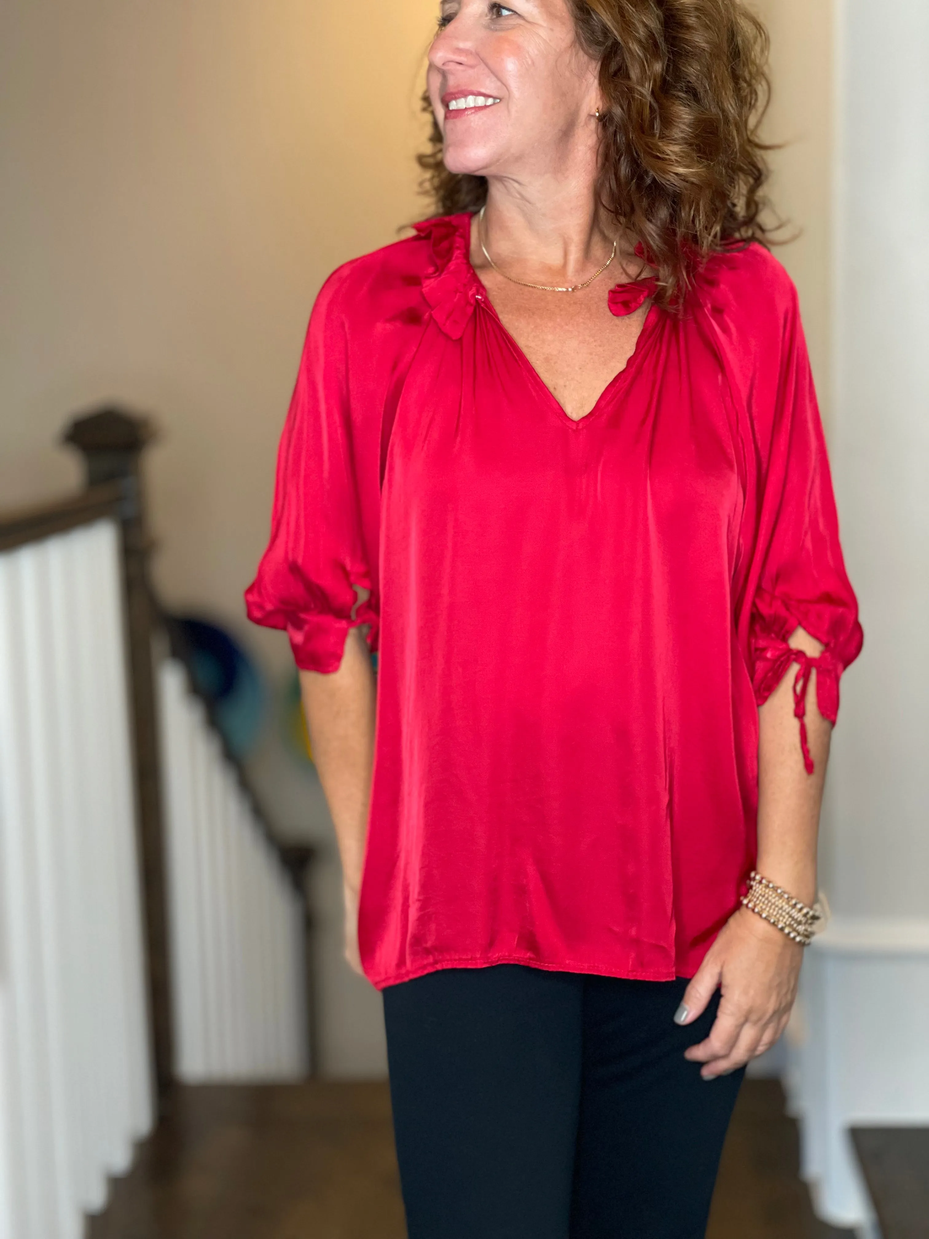 Sofia Brand Luisa Silk Top in Red