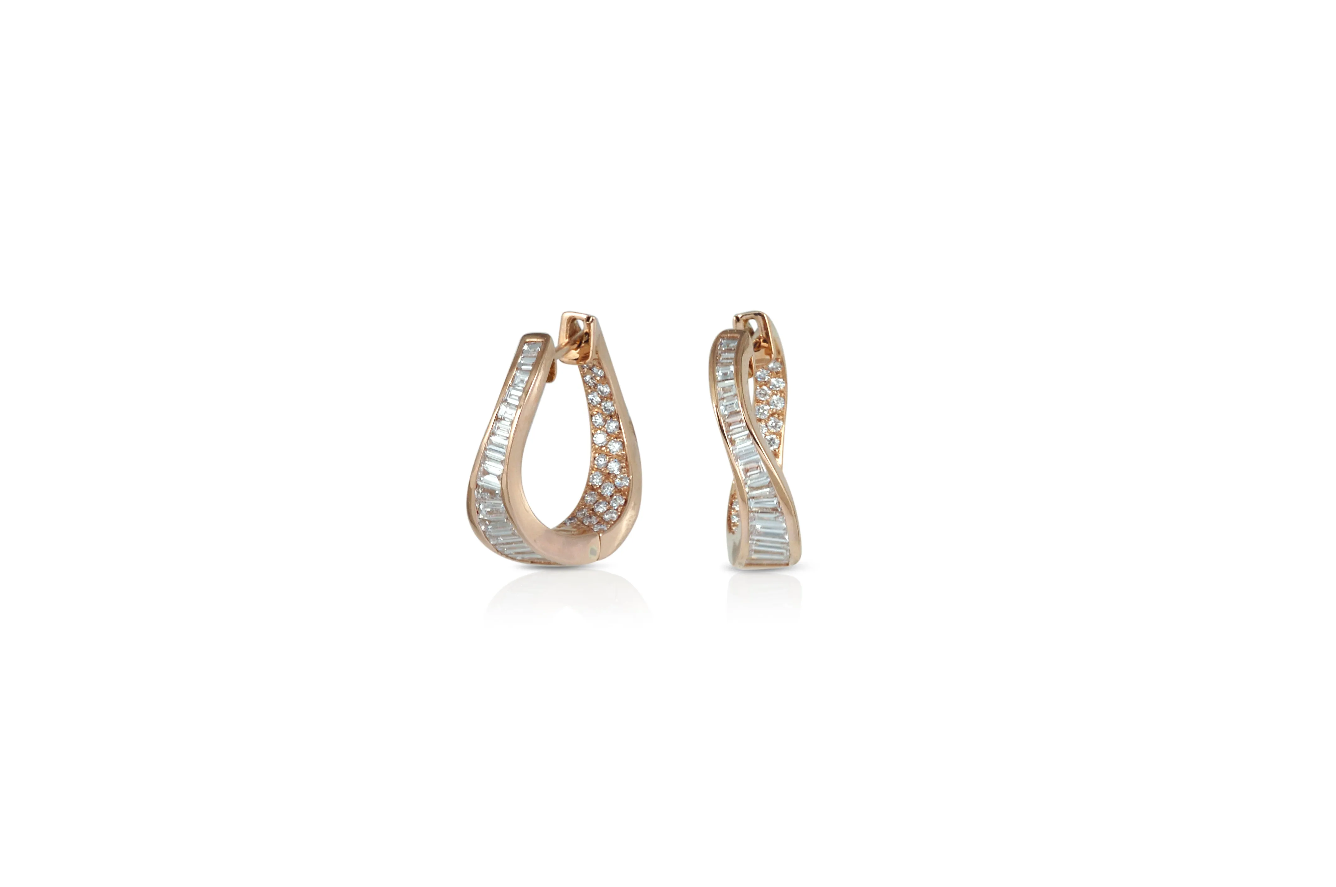 Talay Wave Twist Diamond Hoop Earrings (small)