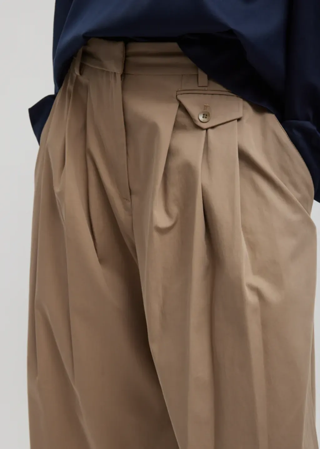 Tibi Bio Twill Triple Pleat Pant in Vintage Khaki