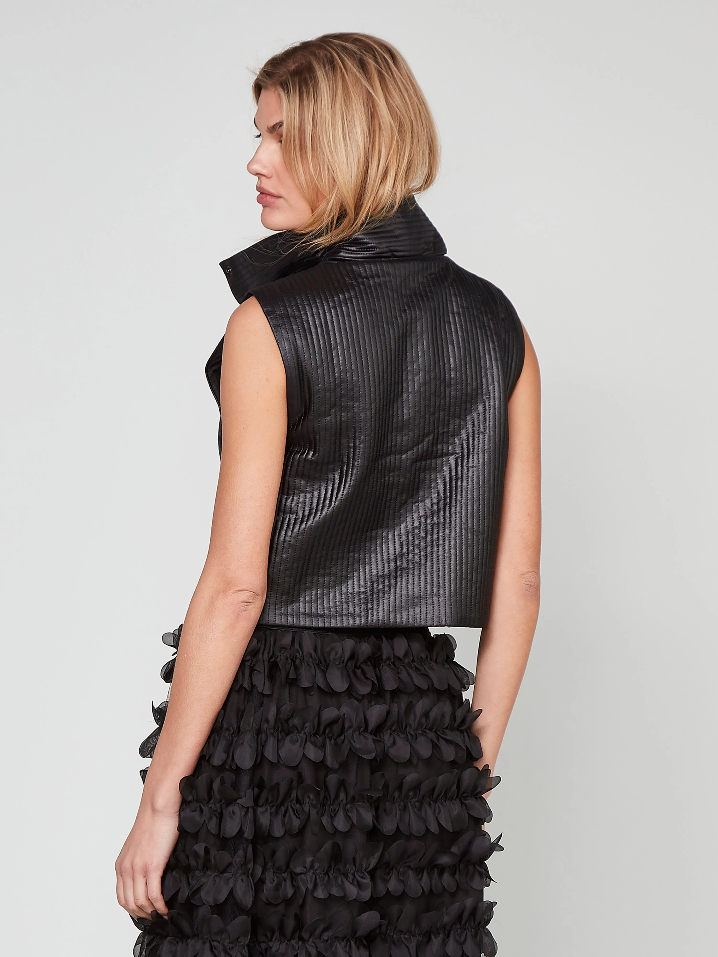 TIKA vest - Black