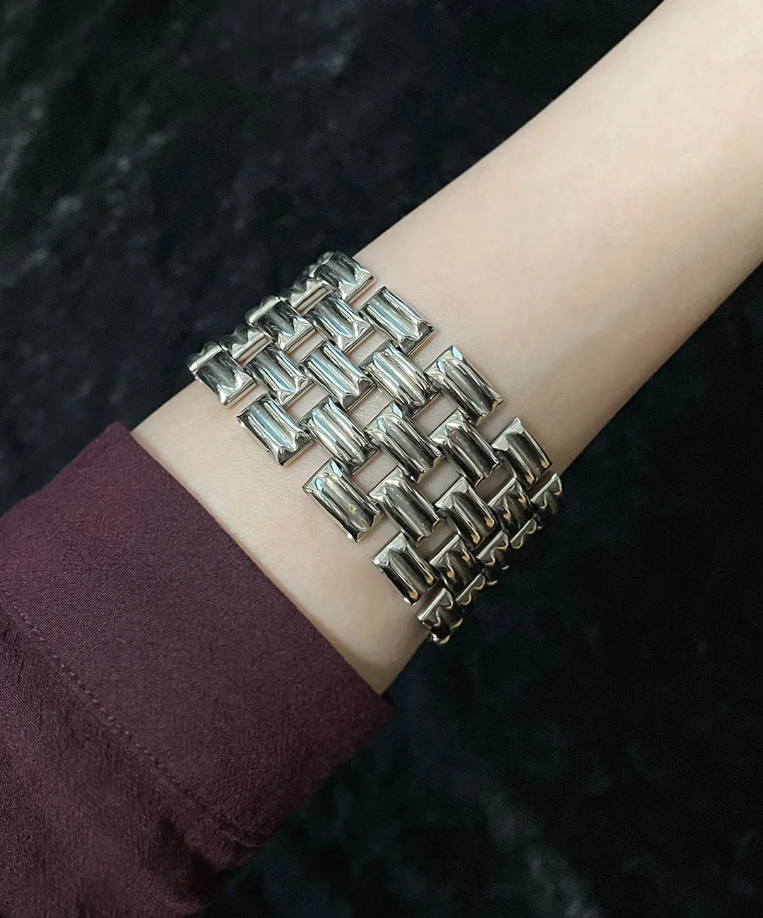 【USA輸入】ヴィンテージ シルバートーン ボリューム ブレスレット/Vintage Silver Brickwork Bracelet