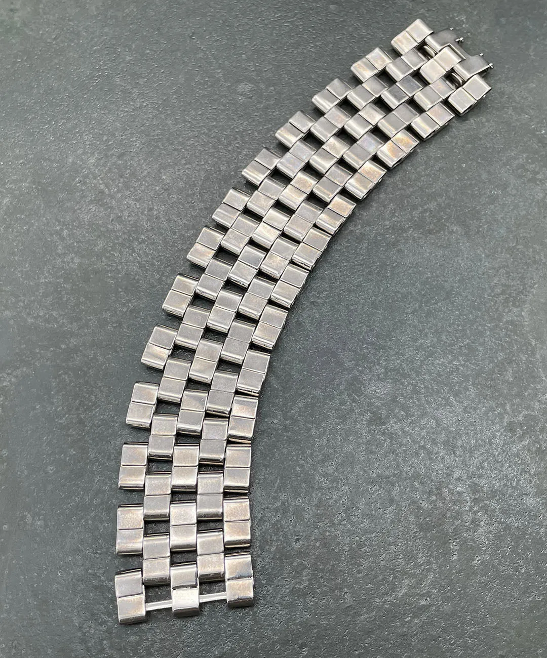 【USA輸入】ヴィンテージ シルバートーン ボリューム ブレスレット/Vintage Silver Brickwork Bracelet