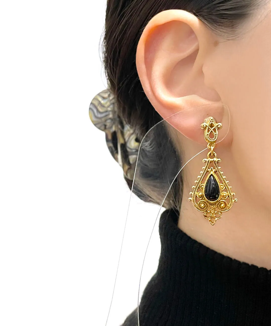 【USA輸入】ヴィンテージ ブラック カボション ピアス/Vintage Black Cabochon Post Earrings