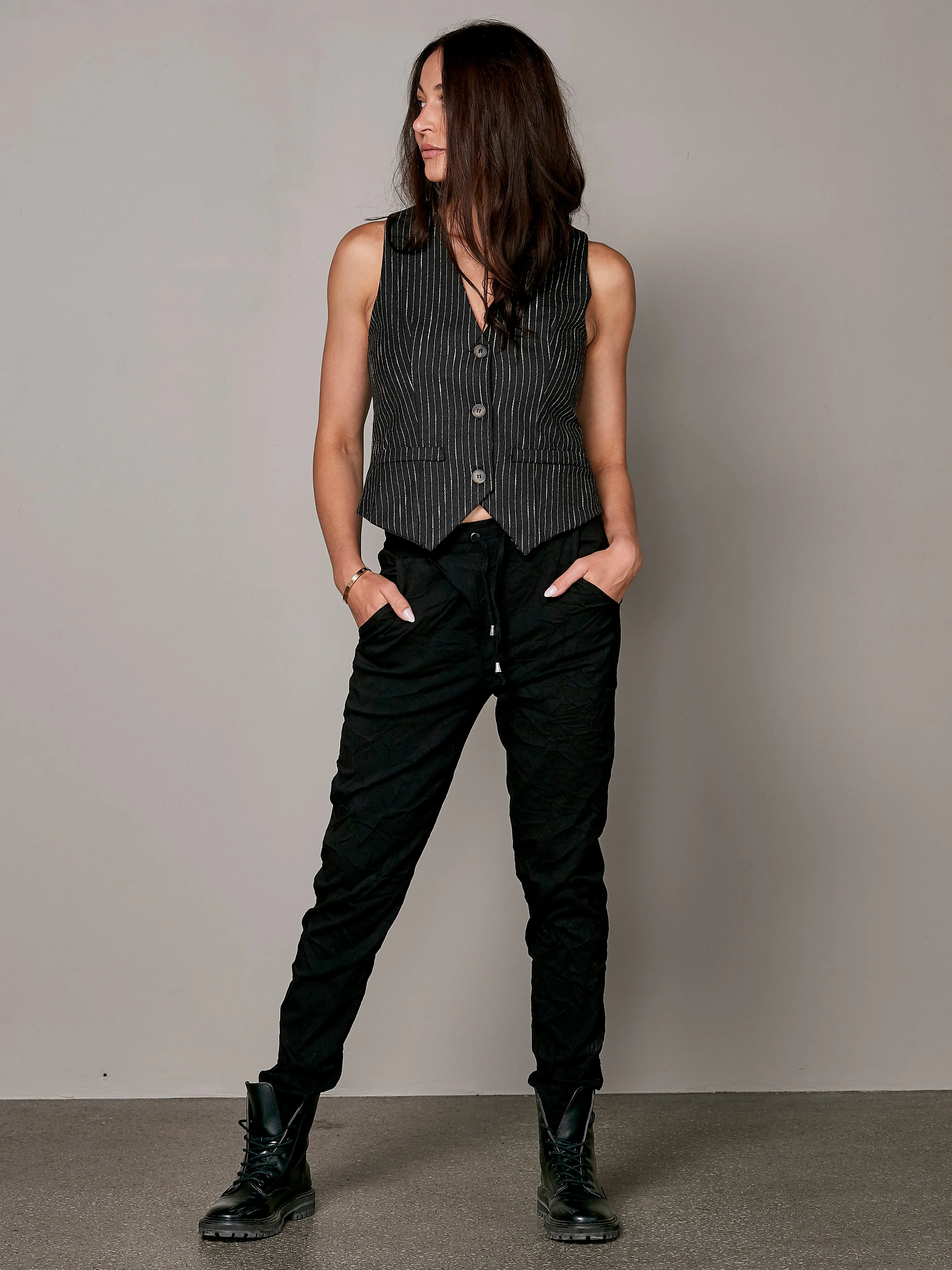 VALBORG vest - Black mix