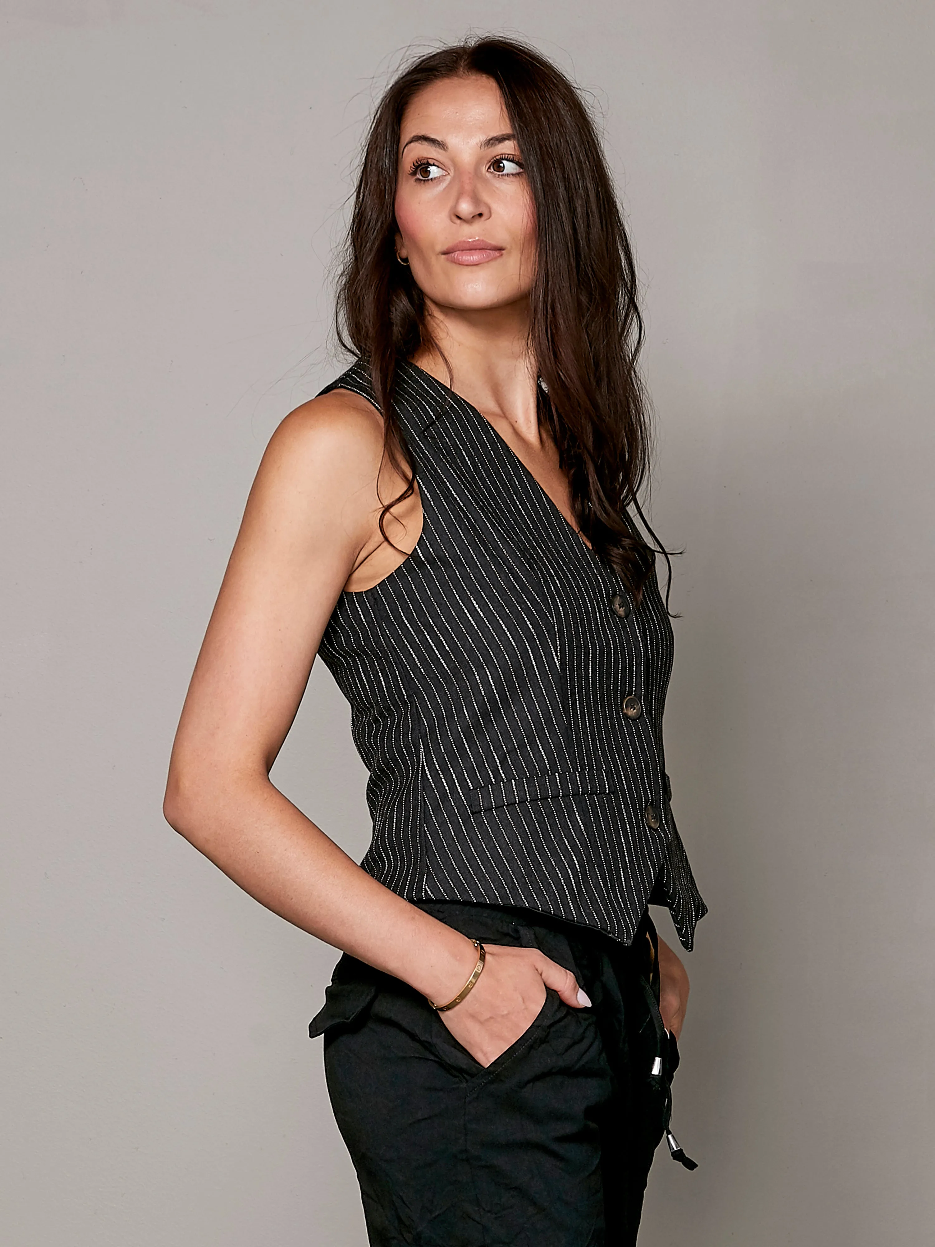 VALBORG vest - Black mix