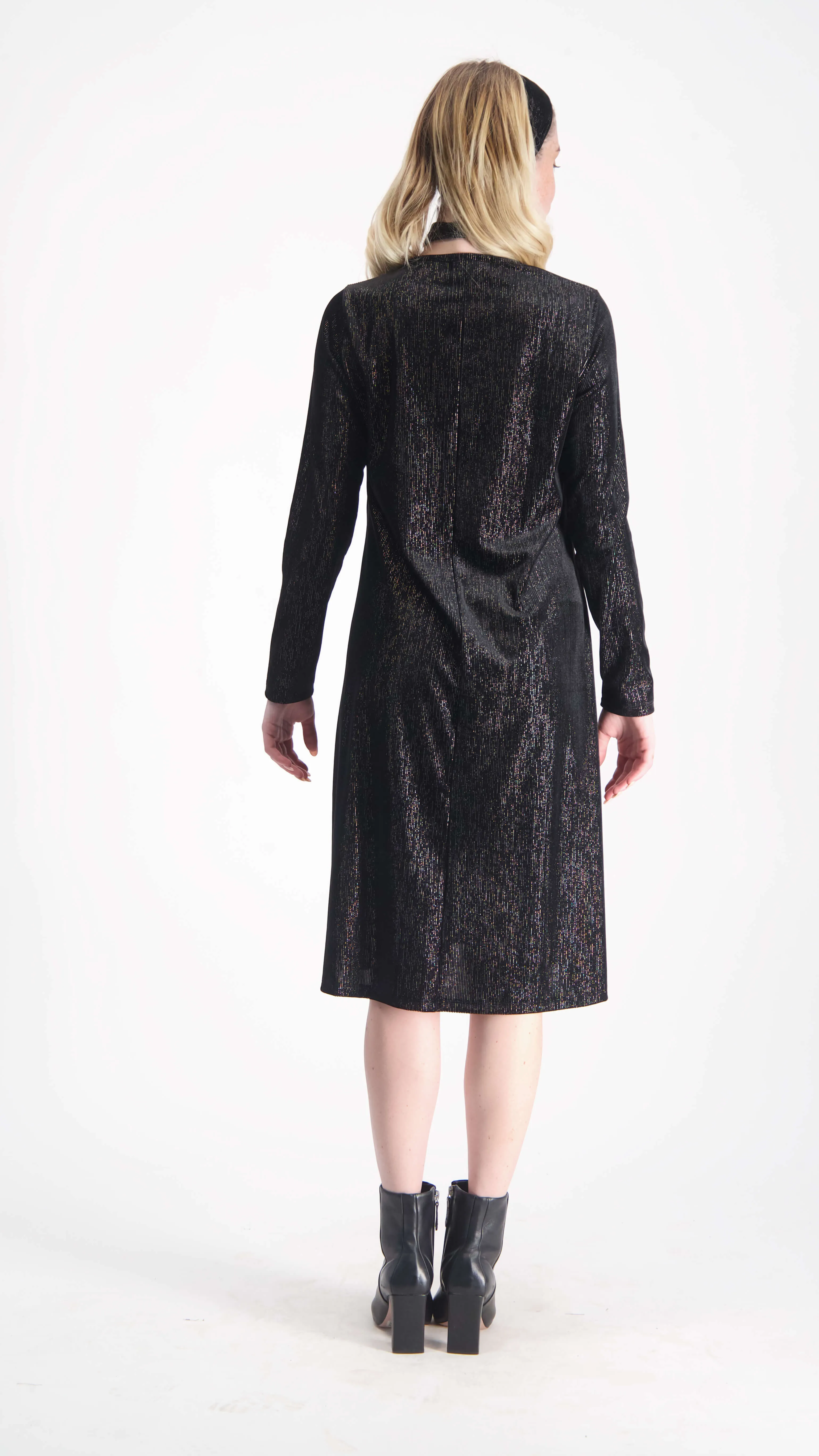 Velvet A-line Dress With Belt / Black & Silver Line